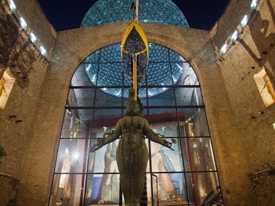 Dalí Theatre-Museum by Night
