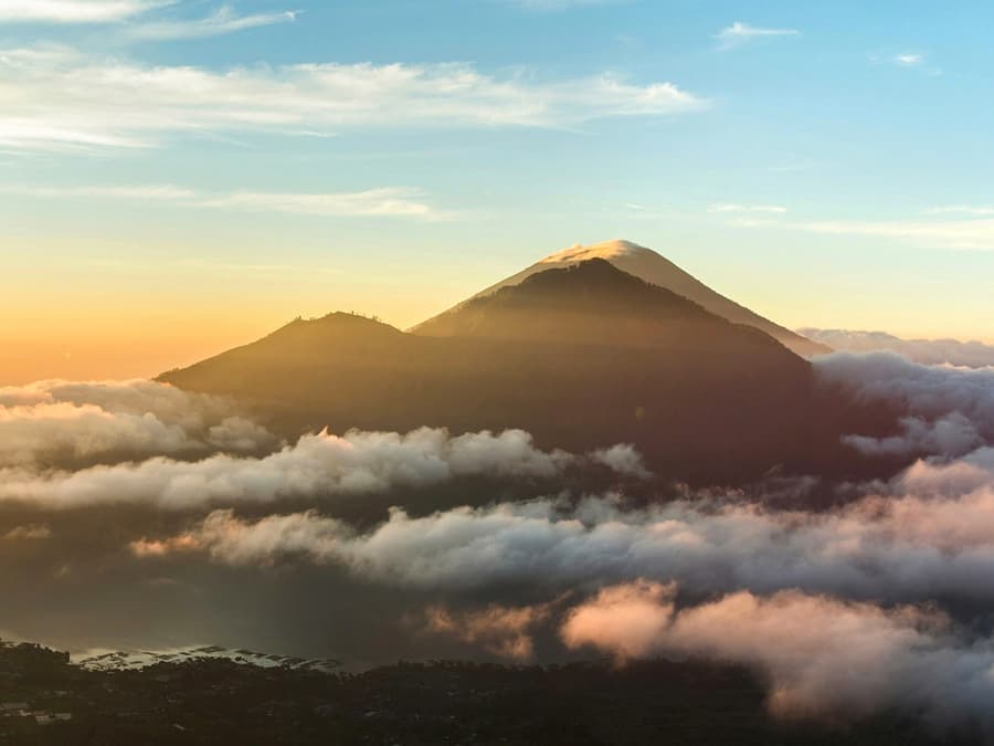 Mount Batur Sunrise Tour by Trek/Jeep with Natural Hot Springs, Luwak Coffee Tasting & Hotel Transfers