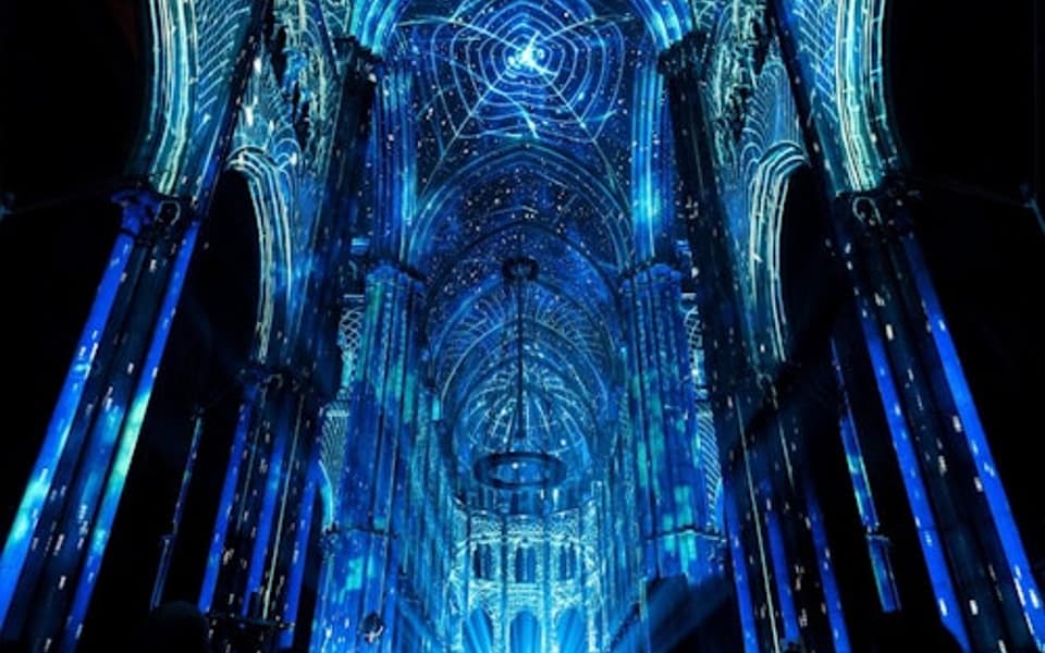 Discover the enchanting holiday magic of Aix-en-Provence with dazzling lights, vibrant markets, and unforgettable performances. Your guide to an immersive and culturally rich Christmas experience in Provence.