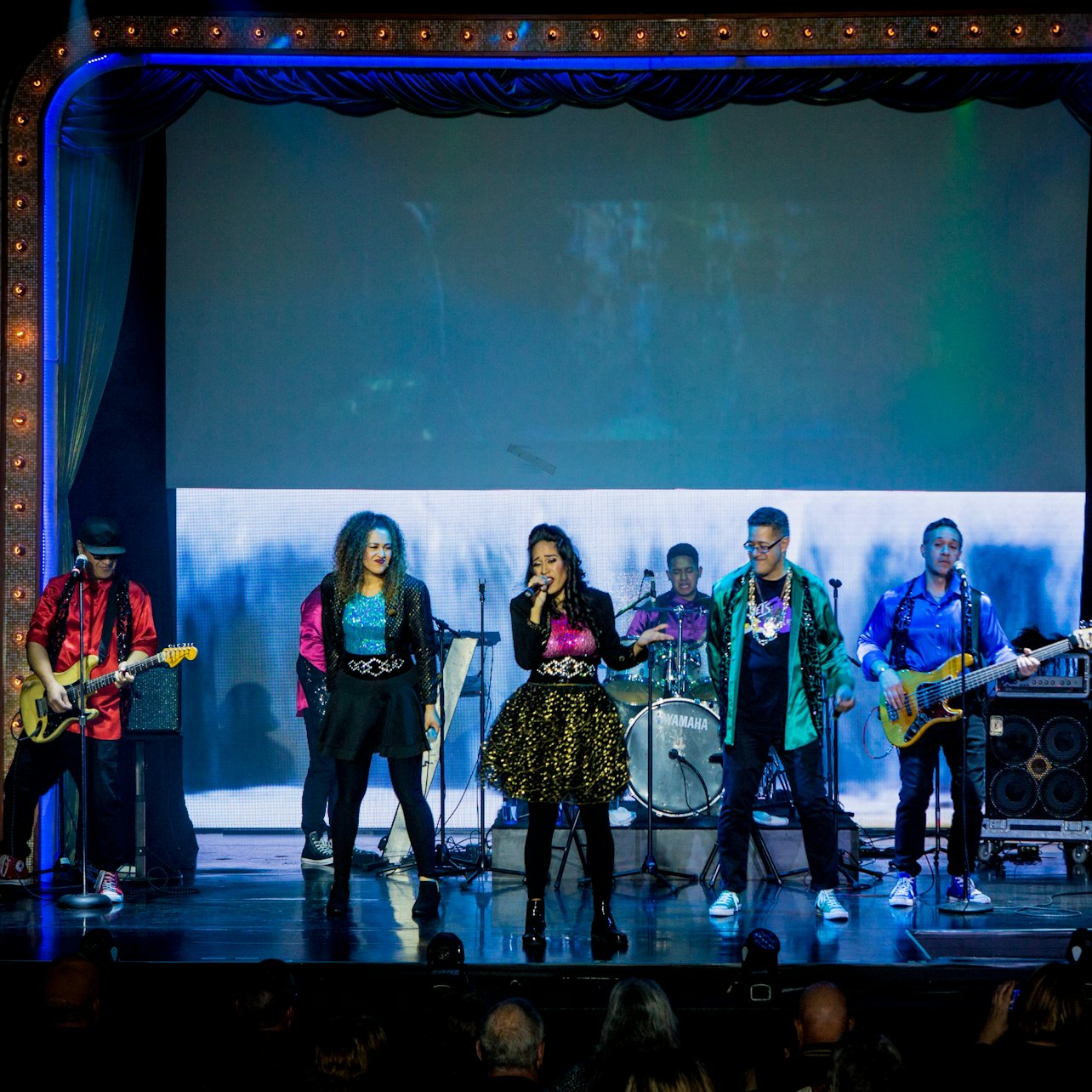 Saxe Theater Las Vegas: The Jets 80's & 90's Experience — gallery 3