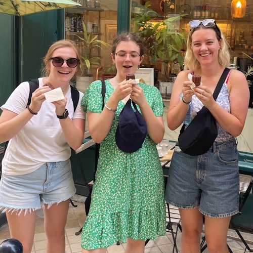 Bordeaux: Guided Food Tour & Tastings — gallery 1