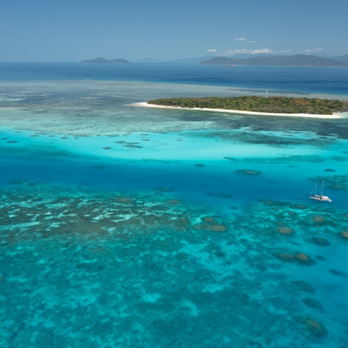 Walk, Sail and Snorkel: Great Barrier Reef & Green Island Tour — gallery 4
