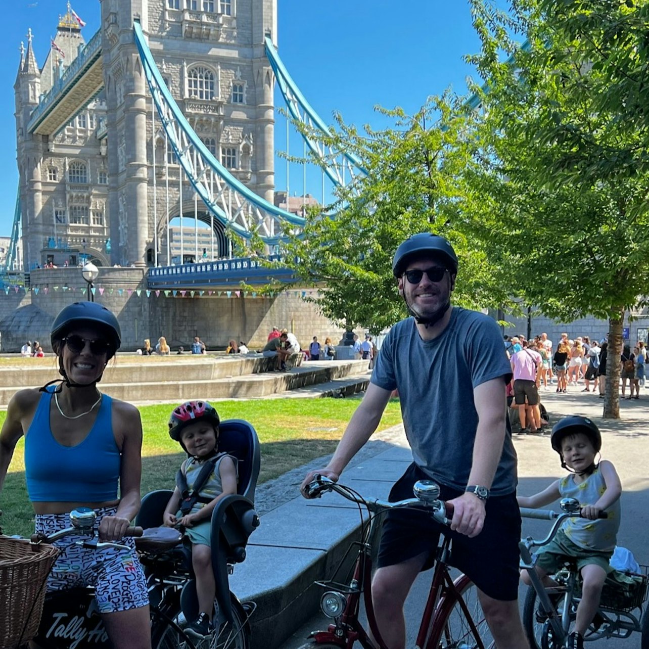 London: Private Family Bike Tour — gallery 4