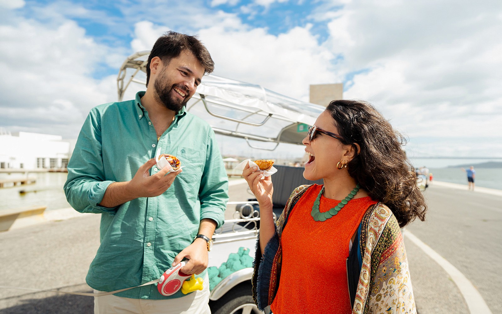 Lisbon: 5-Hour Private Tuk-Tuk Tour with Food Tastings — gallery 2
