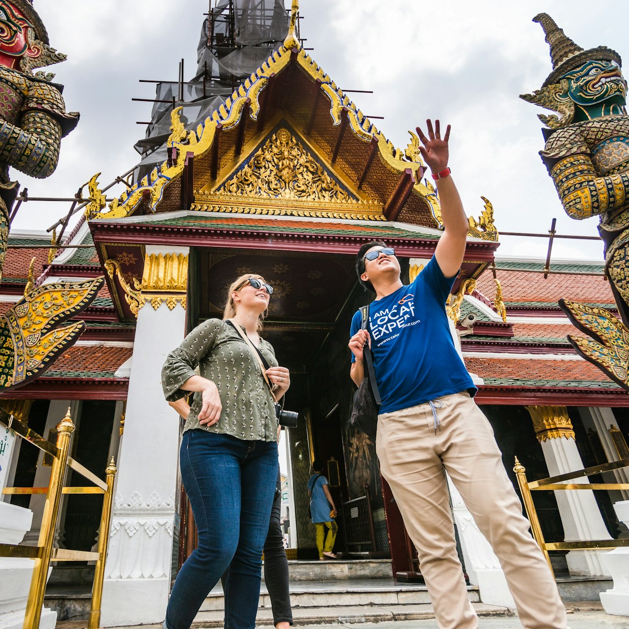 Bangkok: Three Iconic Temples Guided Tour