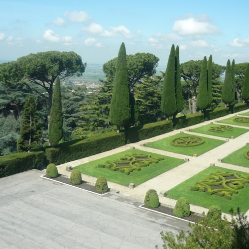 Pontifical Villas of Castel Gandolfo Gardens: Eco Minibus Tour — gallery 1