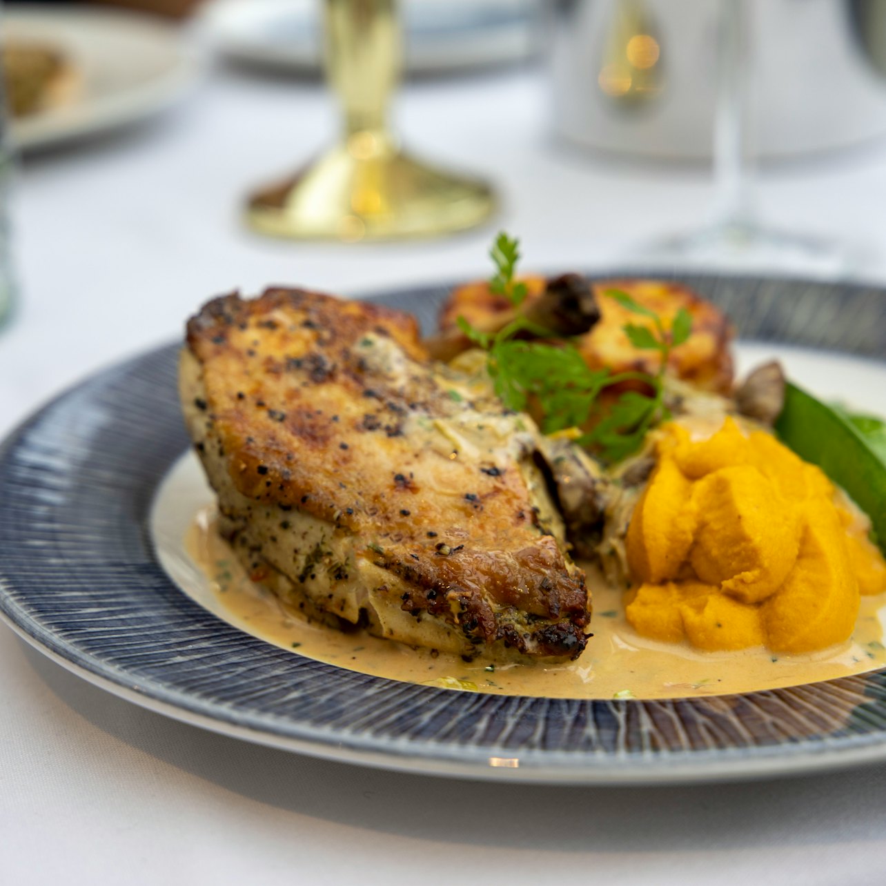 London: Thames Dinner Cruise + Live Music — gallery 3