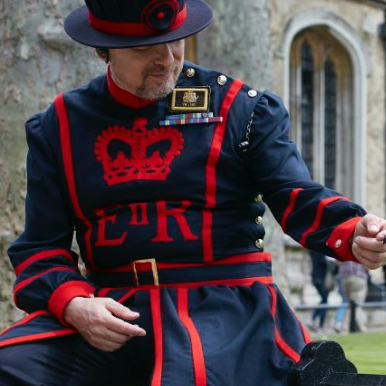 London: Westminster Guided Walking Tour + River Cruise + Tower of London Entry