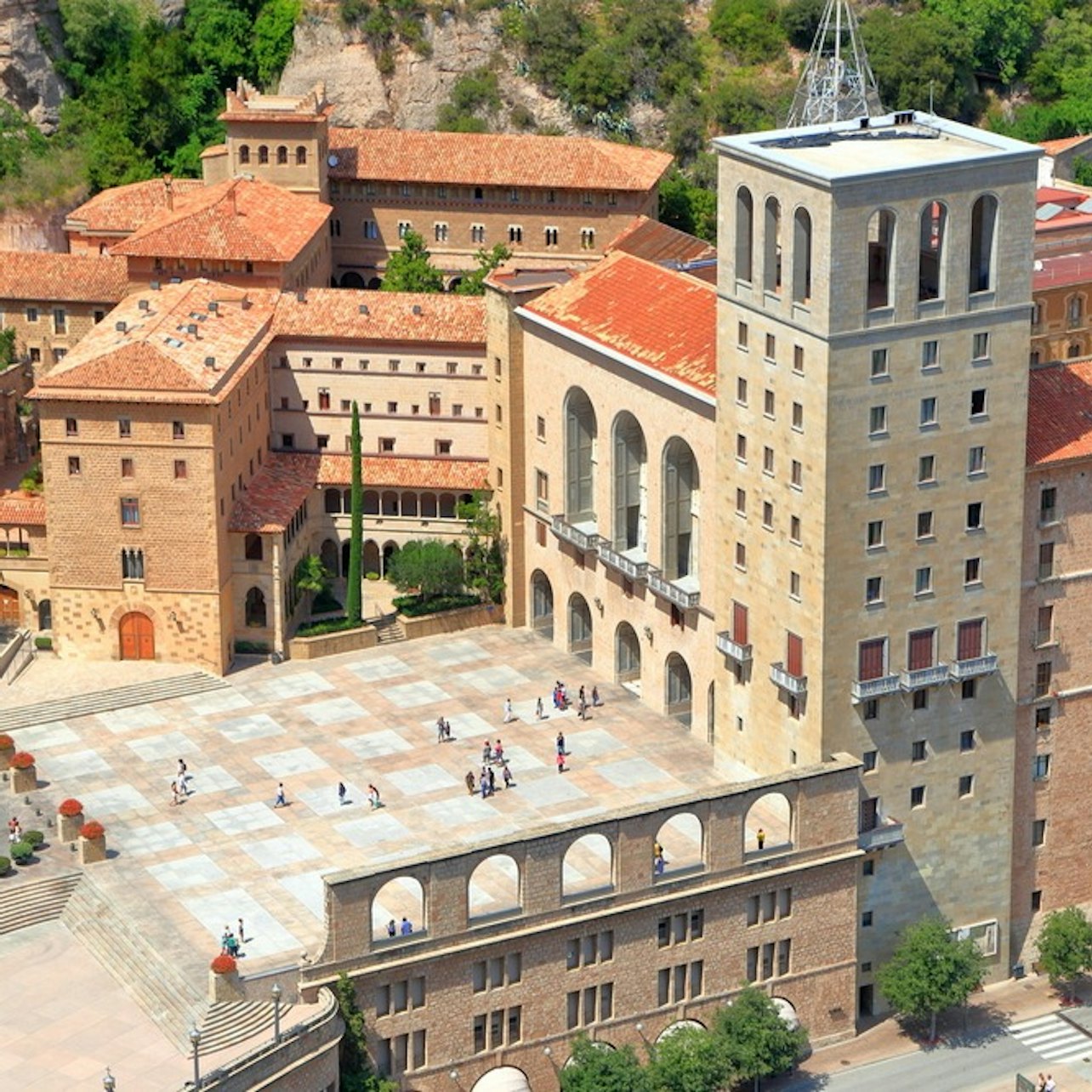 Montserrat: Museum Entry + Escolania