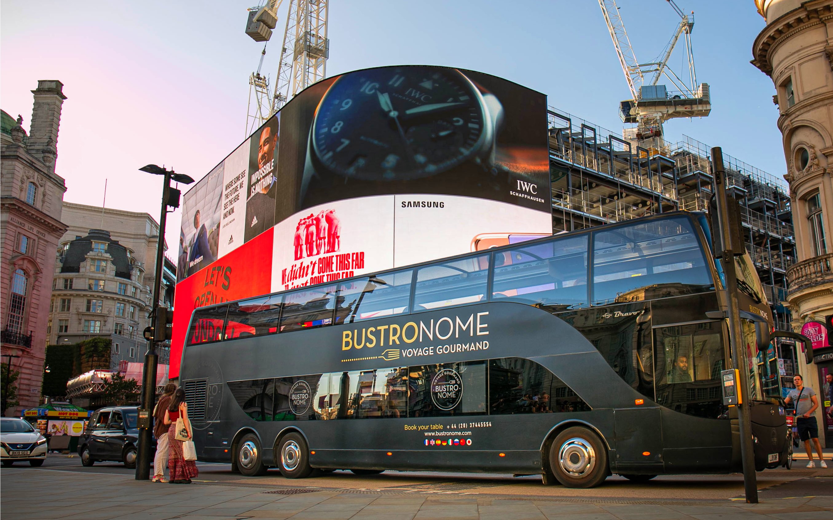 6-Course Gourmet Dinner on a Luxury Coach Bustronome — gallery 4