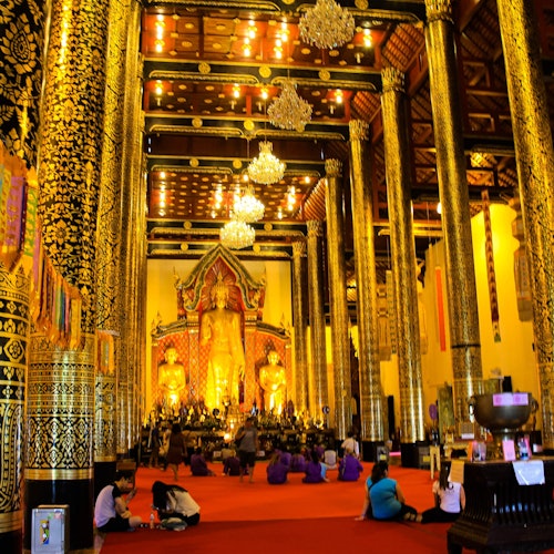 Chiang Mai Old City & Temples Guided Walking Tour – 2 Hours