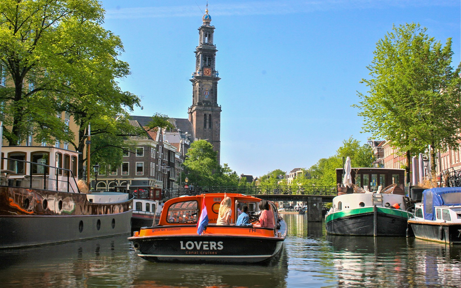 Amsterdam: 1-Hour Sightseeing Canal Cruise on Electric Boat