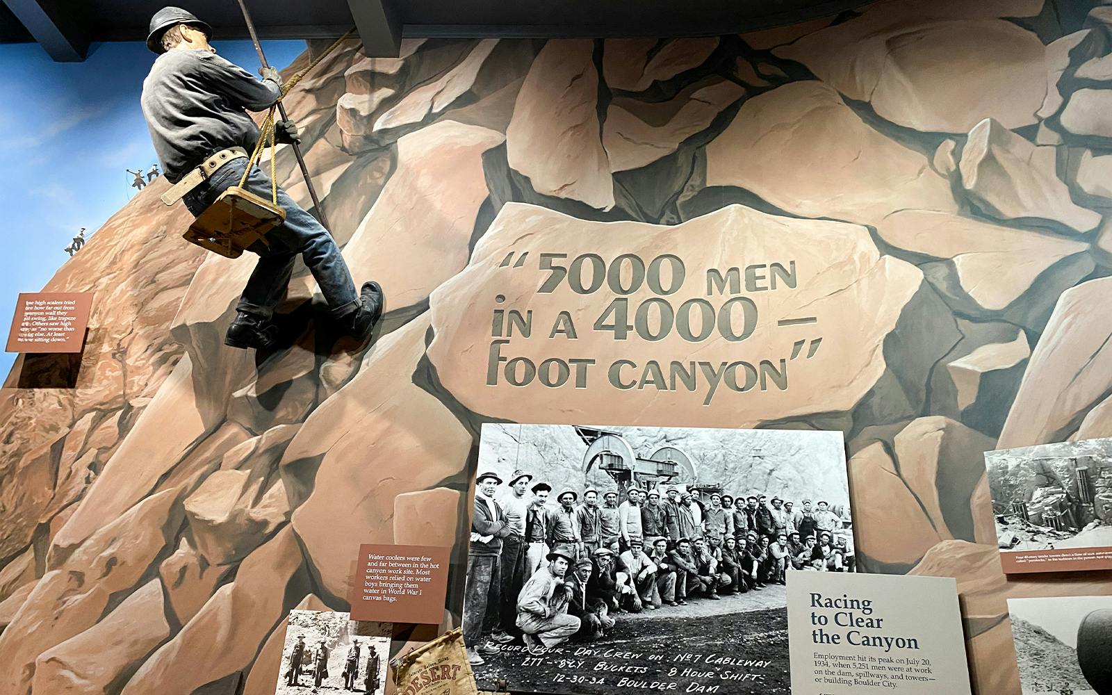 Hoover Dam Highlights Tour from Las Vegas — gallery view 4