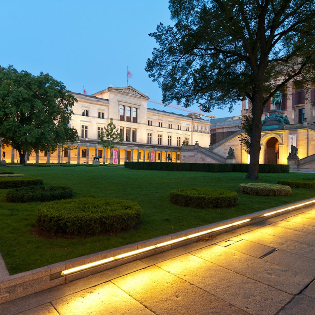 Neues Museum Berlin Tickets - venue or experience setting