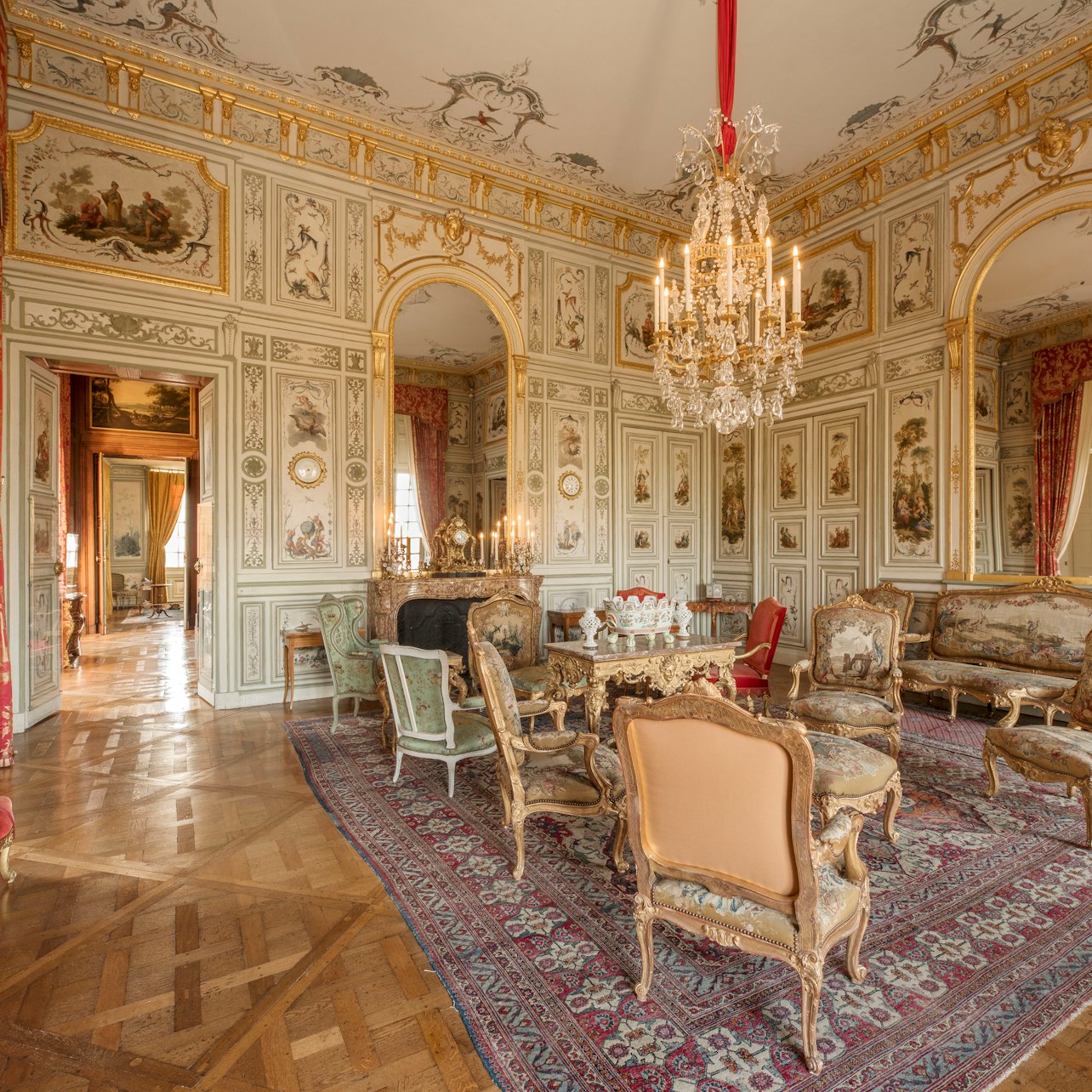 Champs-sur-Marne Château and Gardens