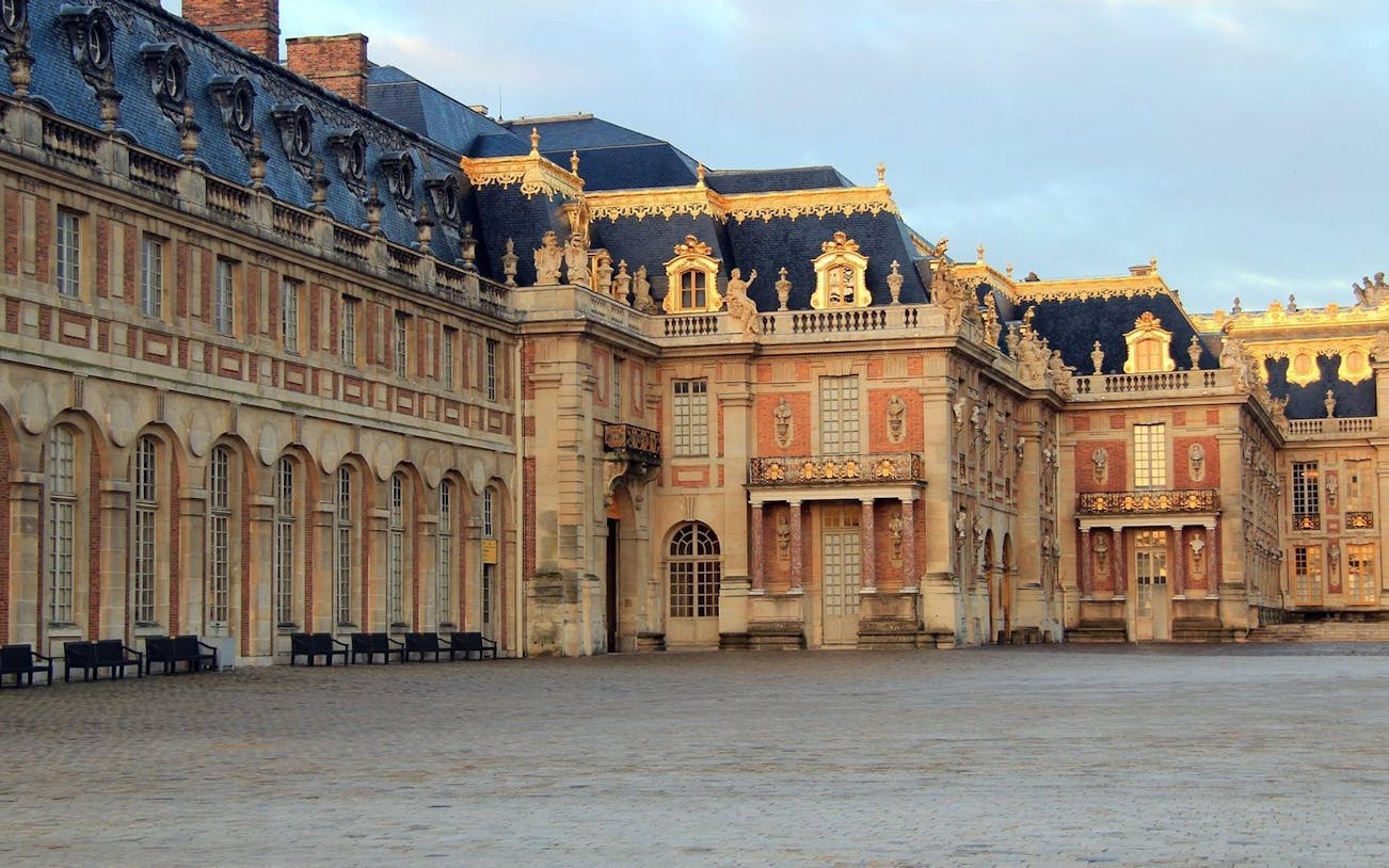 Palace of Versailles Reserved Access Ticket with Audio Guide