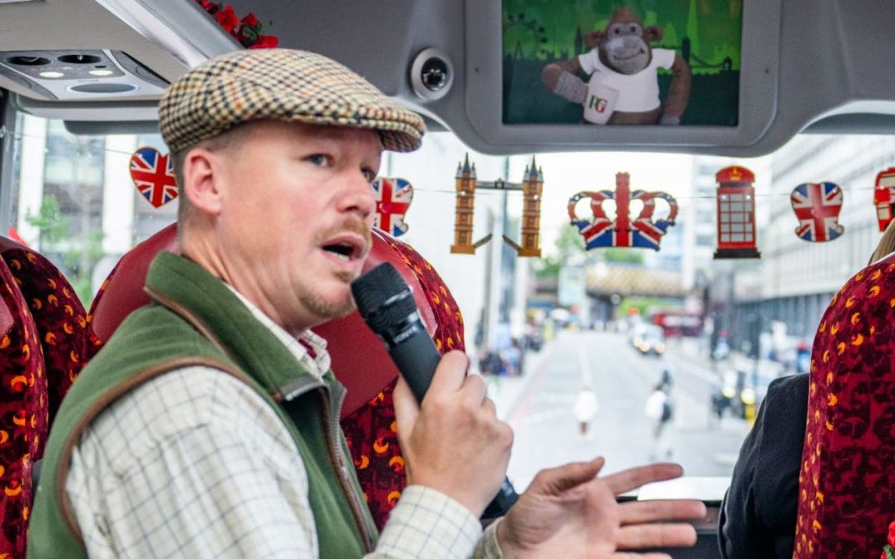 London Sightseeing Tour with Gusbourne Sparkling Wine Tastin tickets at 258 Vauxhall Bridge Rd
