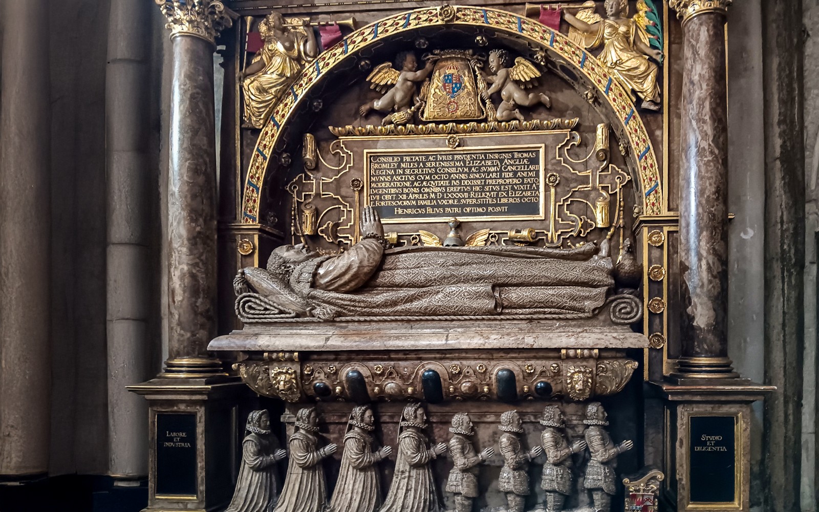 Westminster Abbey, Big Ben & Buckingham Palace Guided Tour — gallery 2