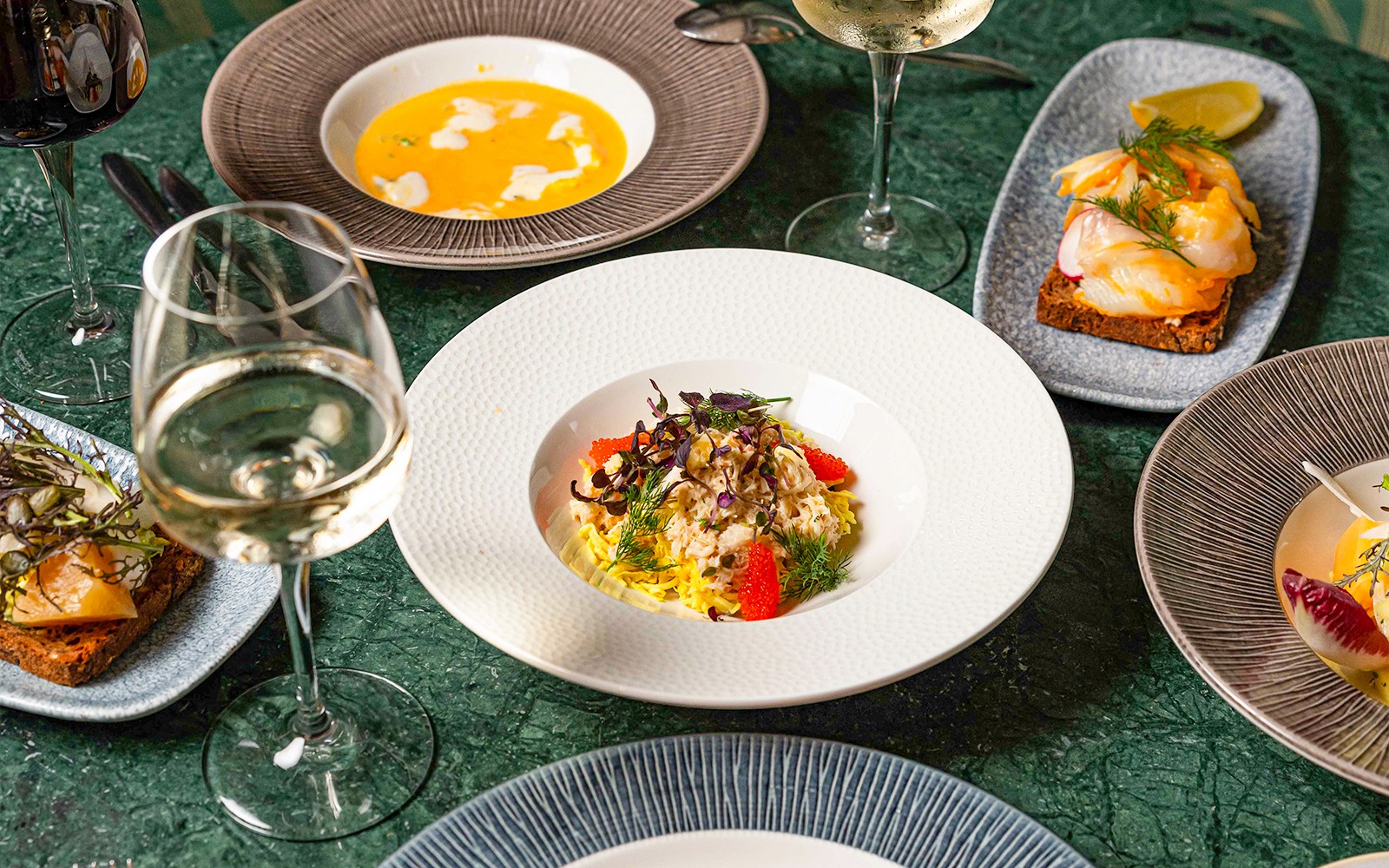 French Meals near Arc de Triomphe on the Champs-Élysées — gallery 1