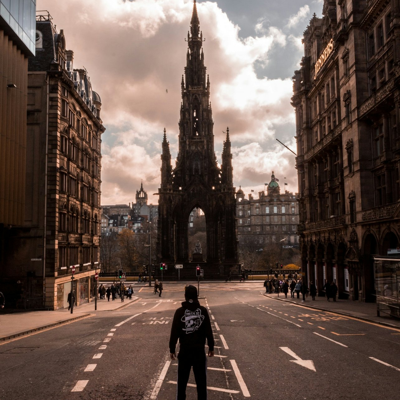 Edinburgh: City Audio Guide App for Your Smartphone