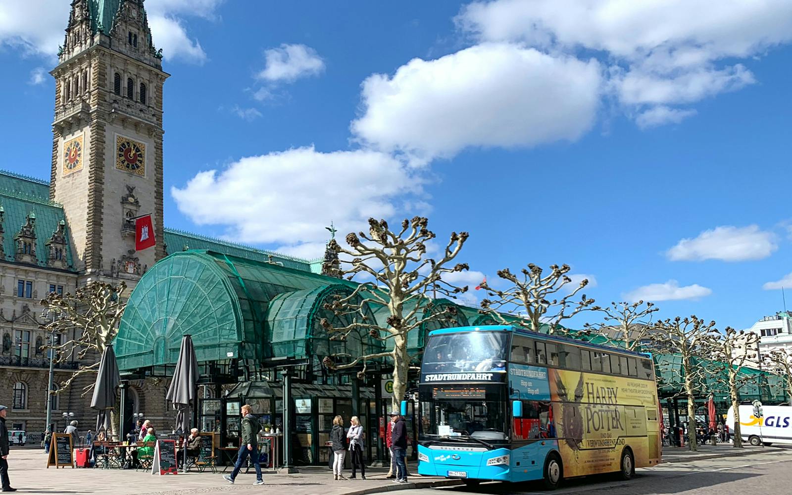 Hamburg city sights on the bus route