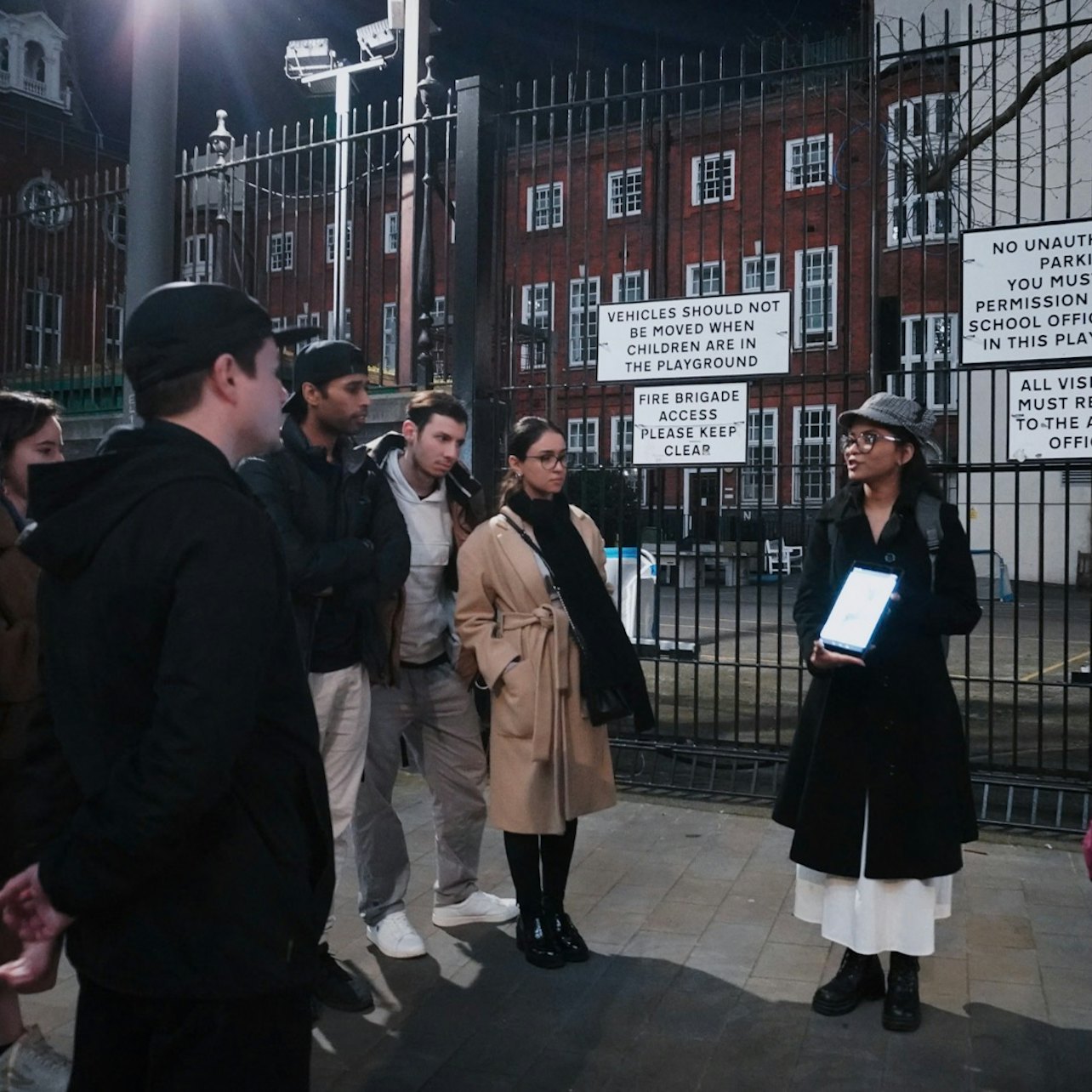 London: Guided Detective Tour