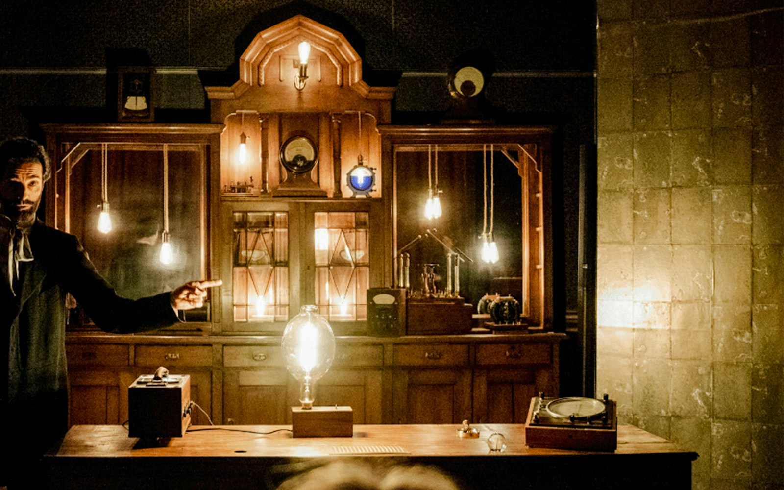 Jules Verne: The Extraordinary Voyage Immersive Experience Tickets in Paris tickets