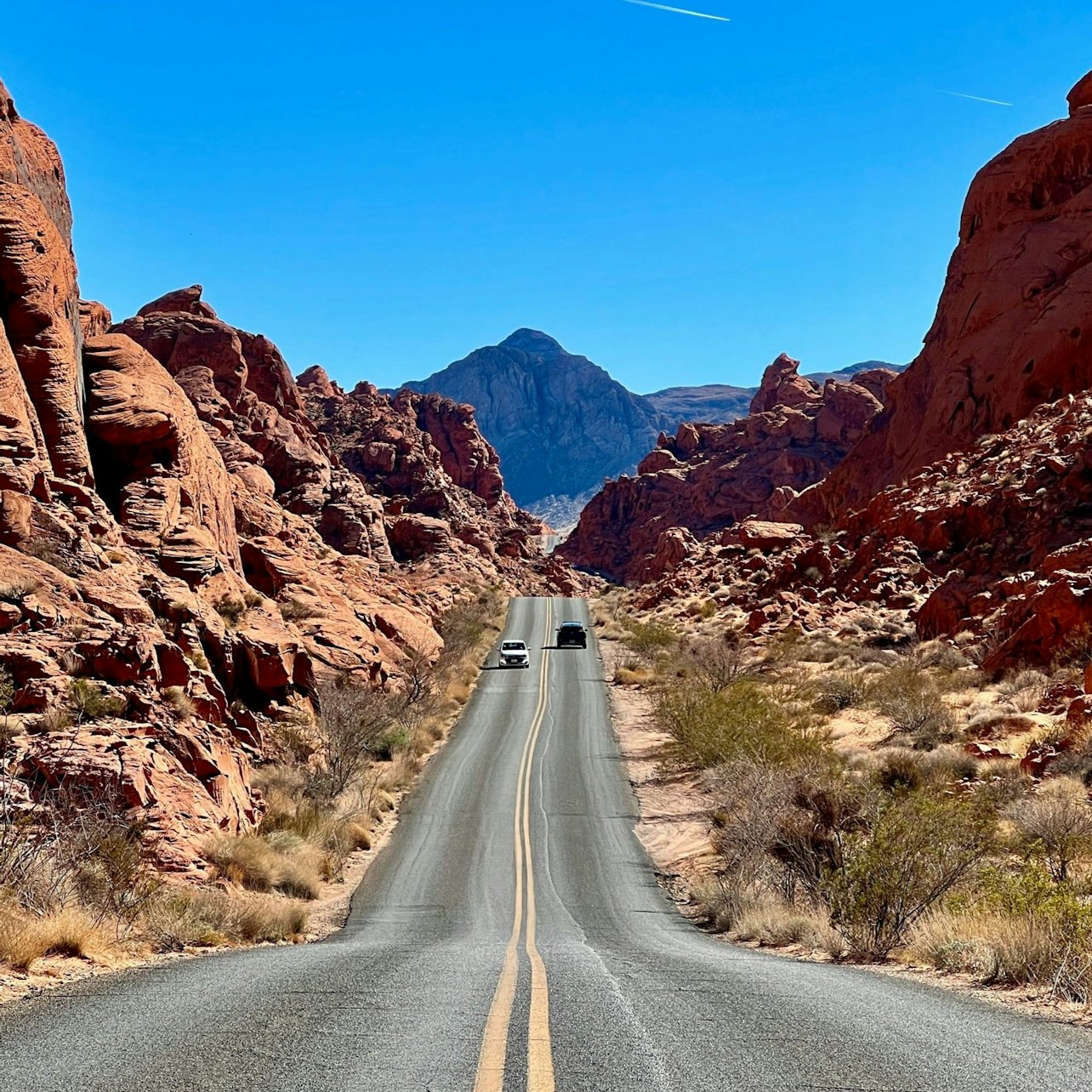 Valley of Fire & Seven Magic Mountains Tour — gallery view 5