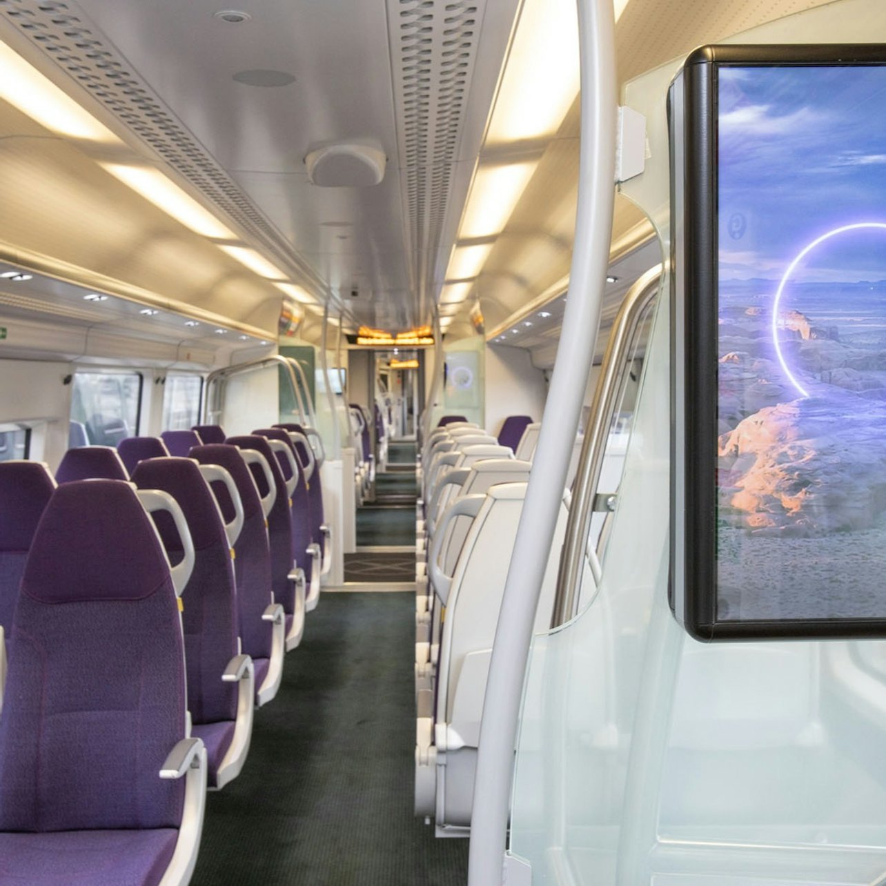 London: Express Train To/From Heathrow Airport & Paddington