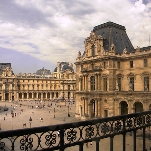 Murders And Mysteries: Louvre — gallery 2