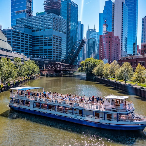 Chicago: Architecture River Cruise from Navy Pier — gallery 3
