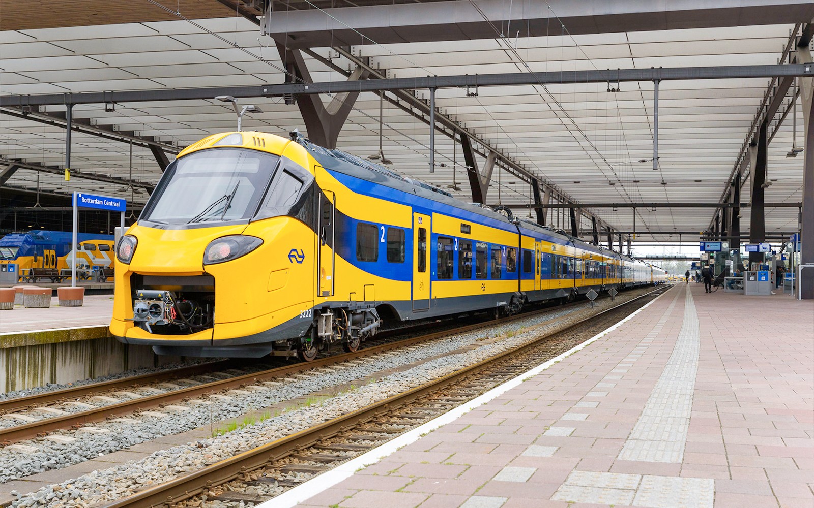 NS One-Way Tickets: Schiphol Airport to/from Amsterdam Central — gallery 2