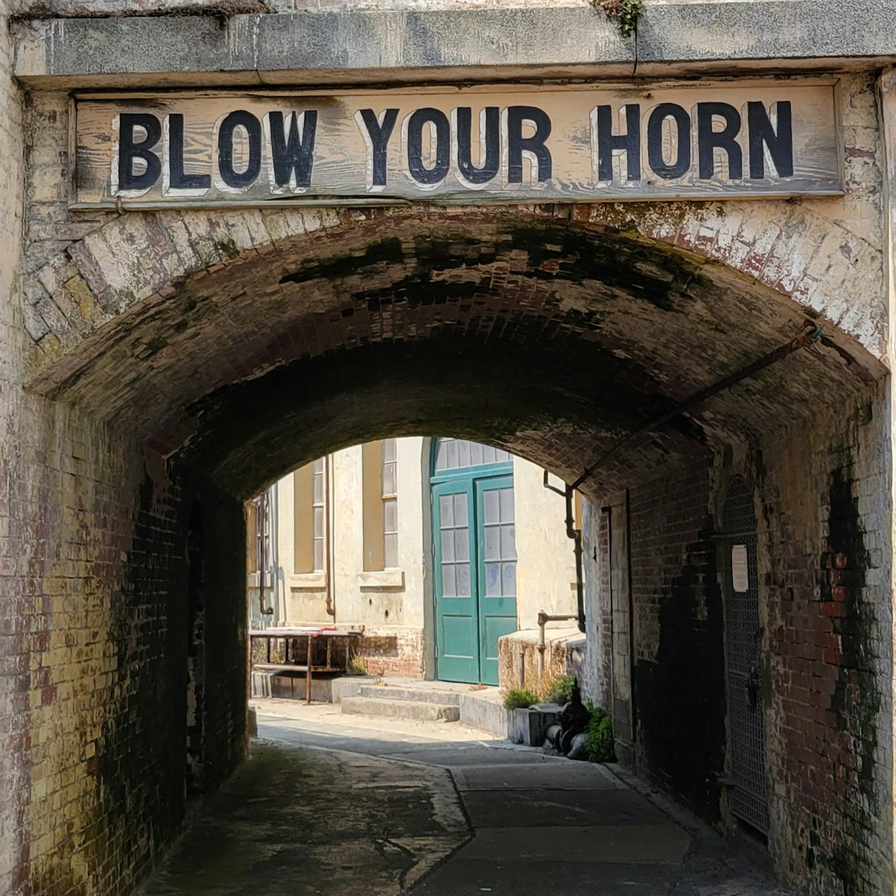 Alcatraz: Entry Ticket + Roundtrip Ferry