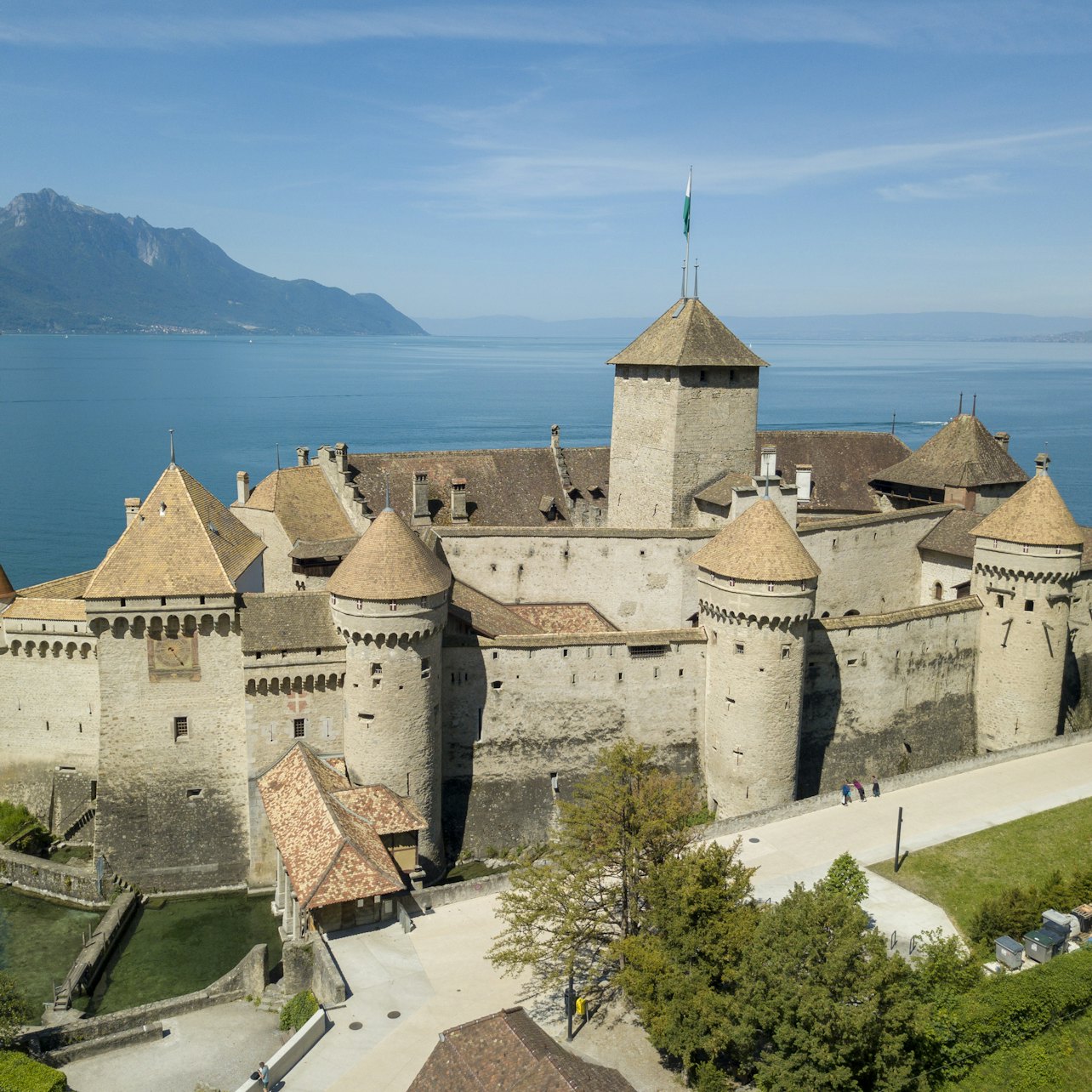 Chillon Castle: Entry Ticket