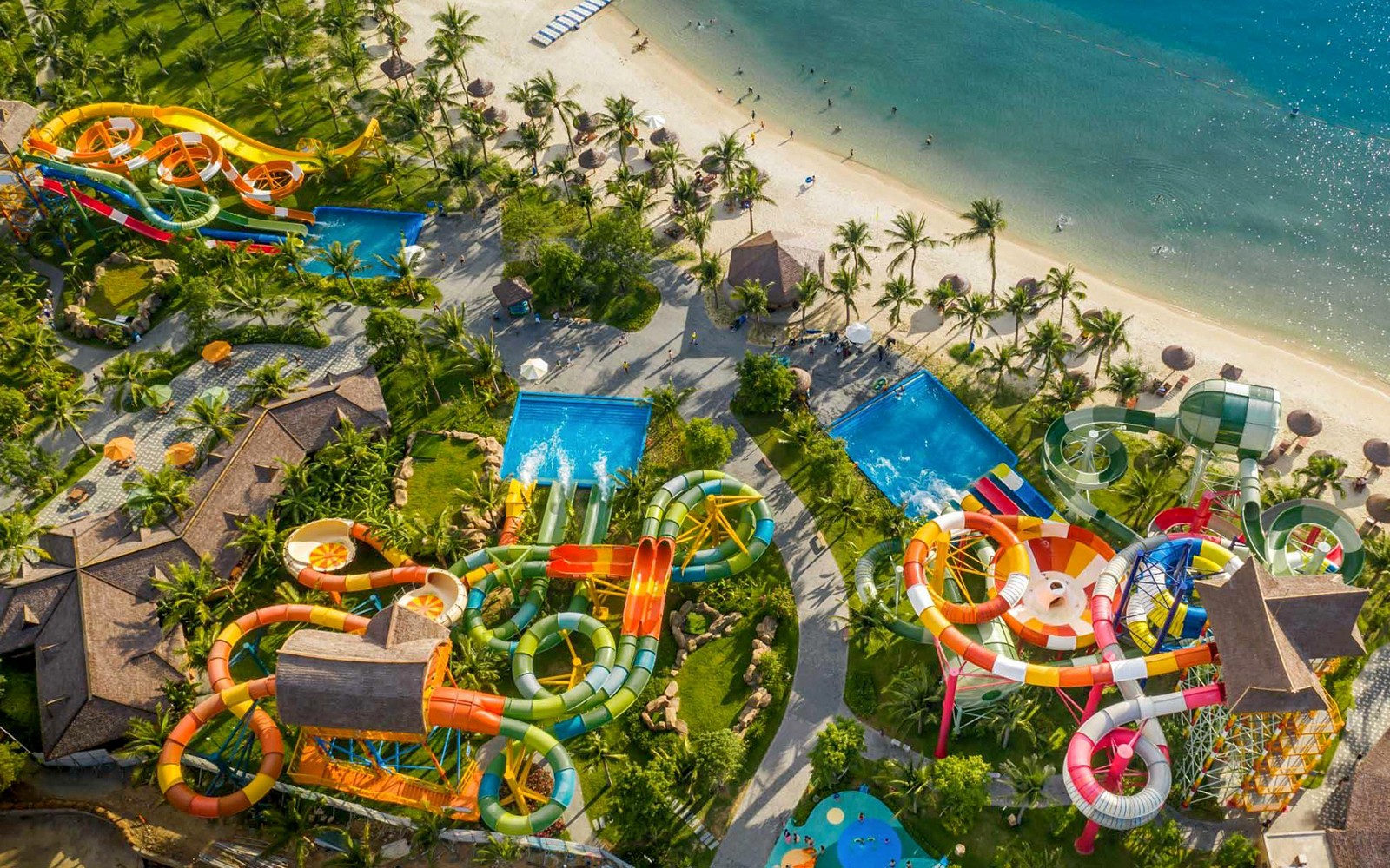 VinWonders Nha Trang Unlimited Access Tickets with Round-Trip Cable Car Ride