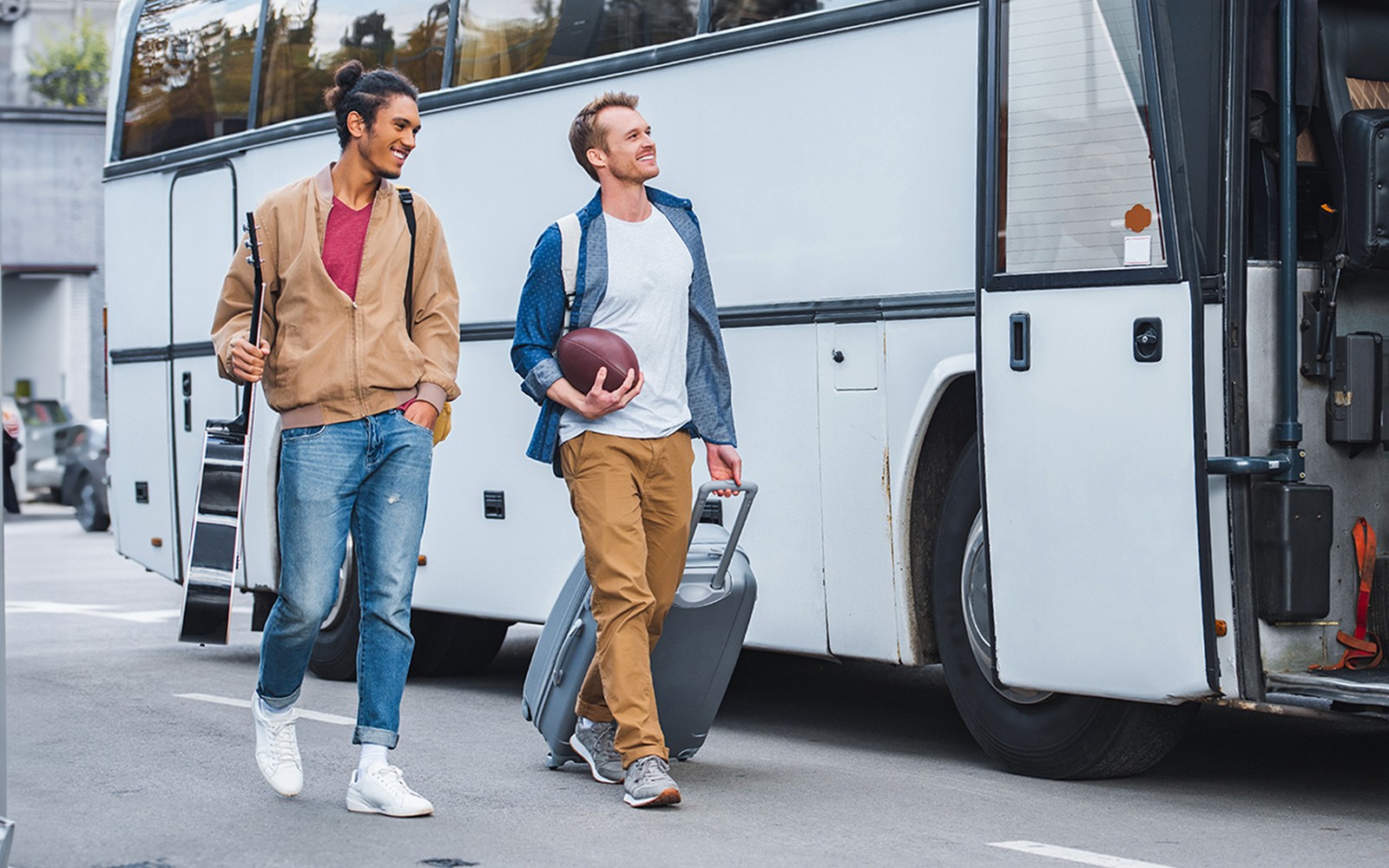 Shuttle Transfers: Naples Airport to Sorrento Train Station/Pompei