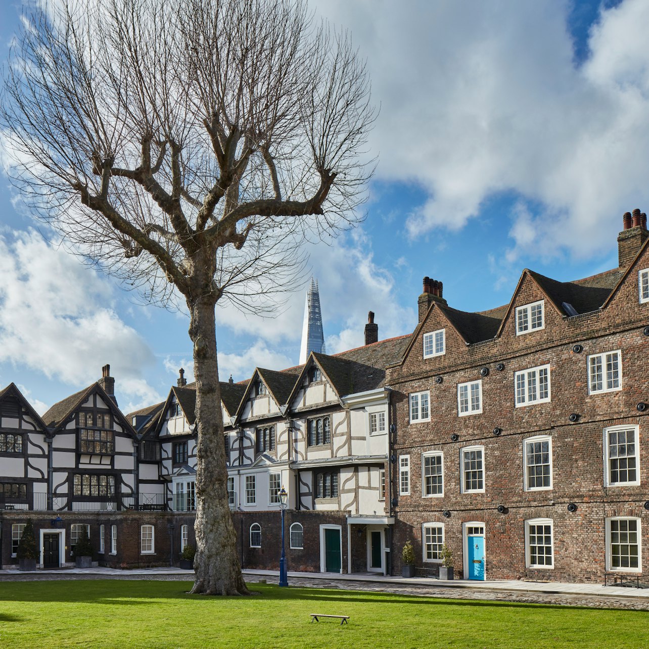 Tower of London & Crown Jewels Exhibition: Entry Ticket