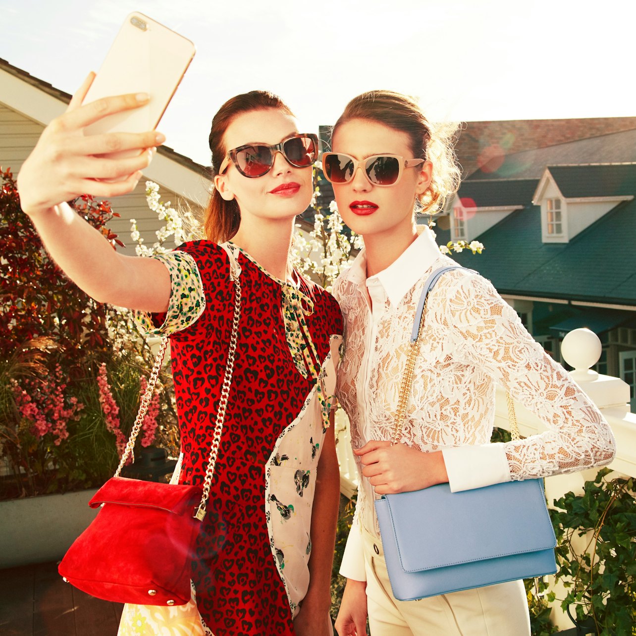 Bicester Shopping Village: Escorted Express Tour