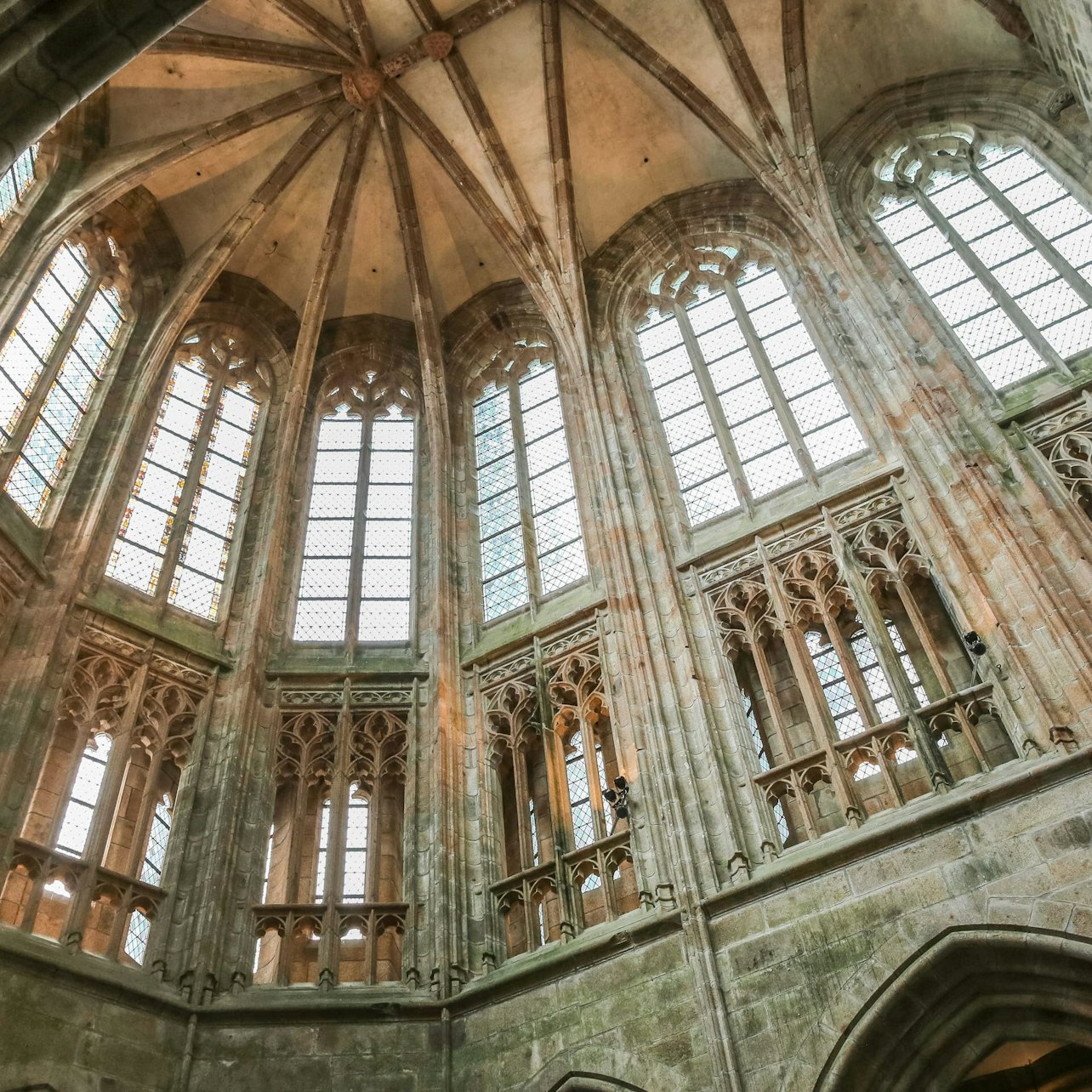 Mont Saint-Michel: Admission + Transport from Paris