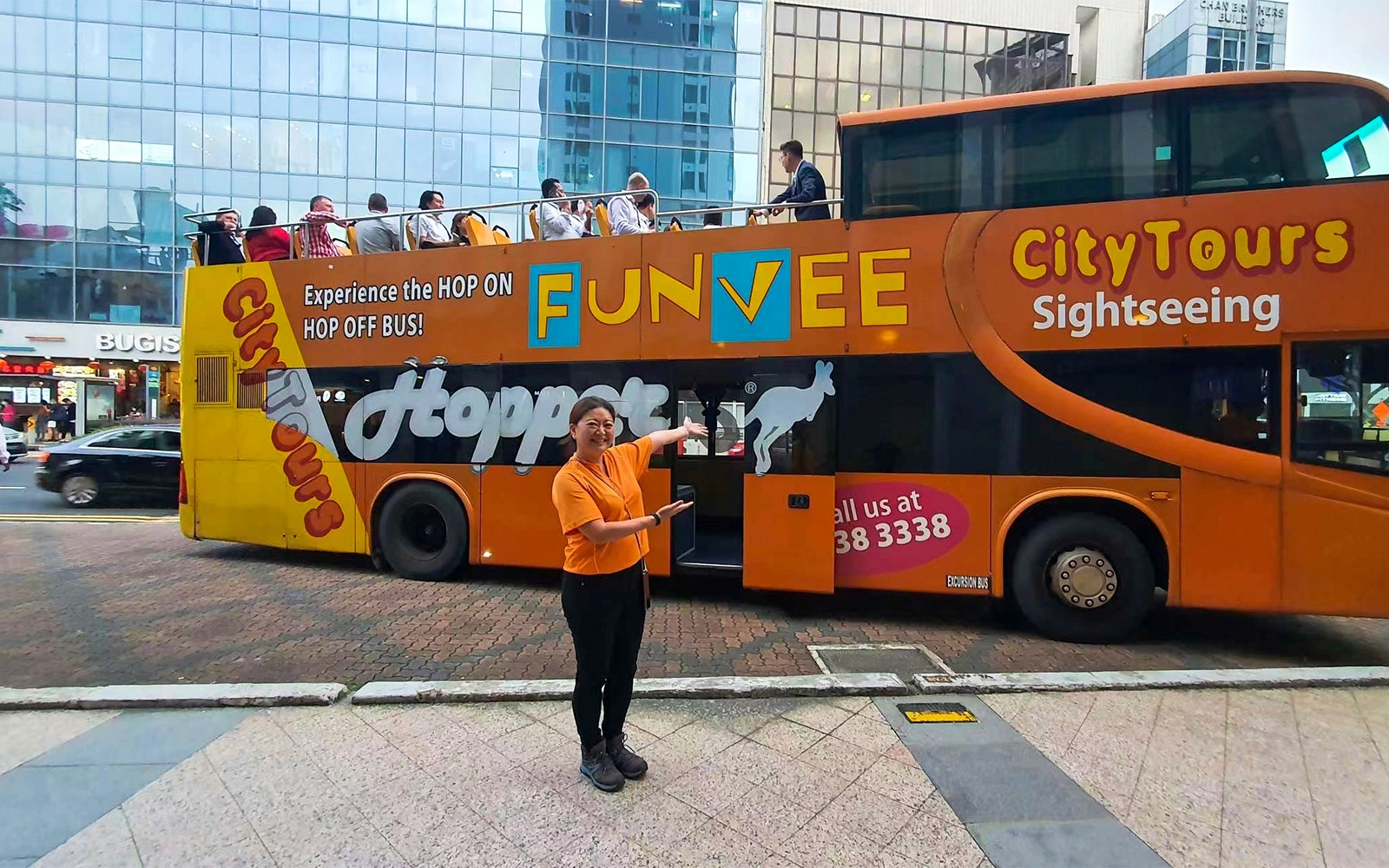 FunVee: Singapore Sightseeing Bus Tour