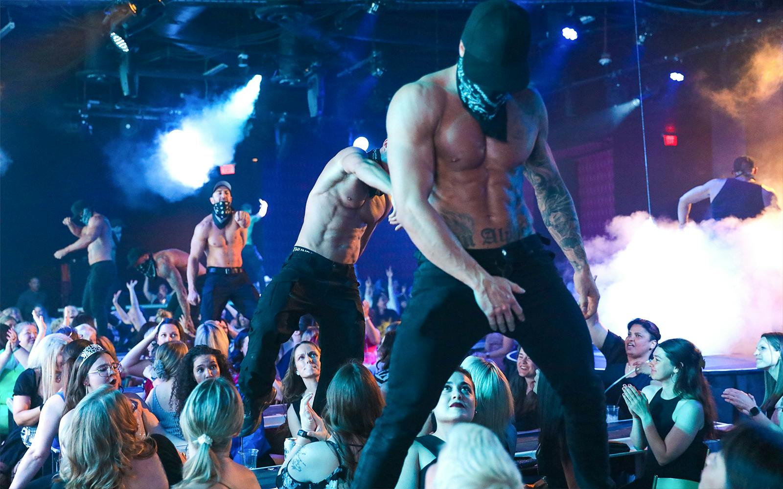 Thunder from Down Under Tickets, Las Vegas — gallery view 4