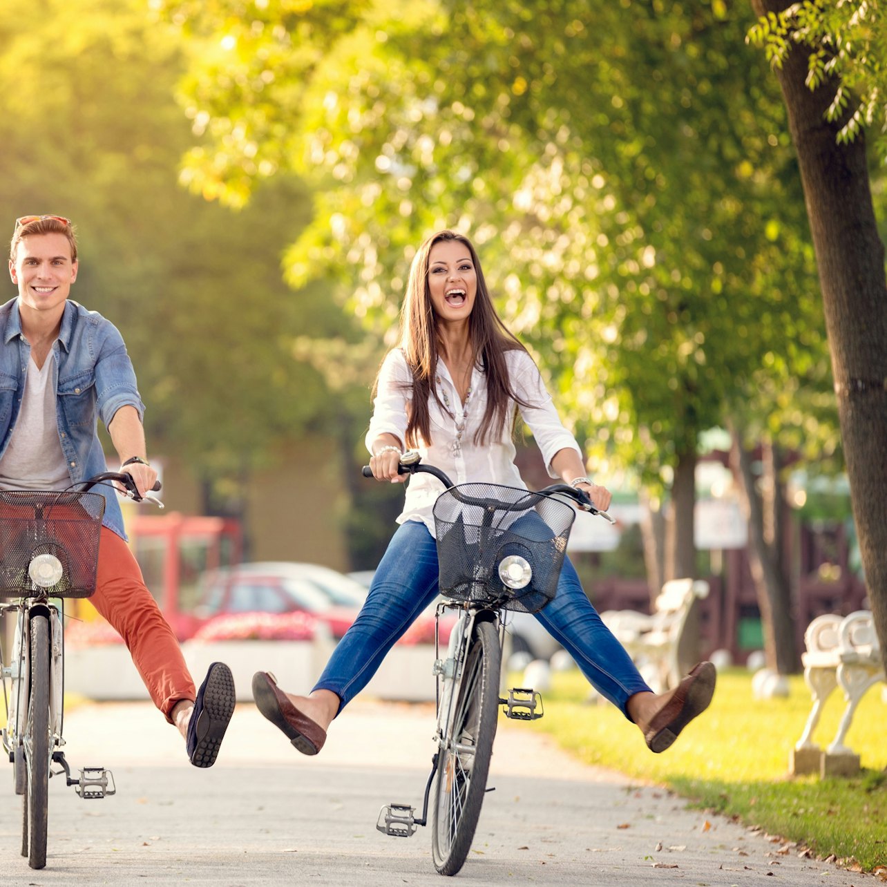Madrid: Guided Night E-bike Tour