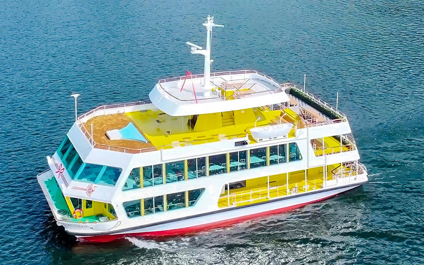 Hakone Lake Ashi Sightseeing Cruise