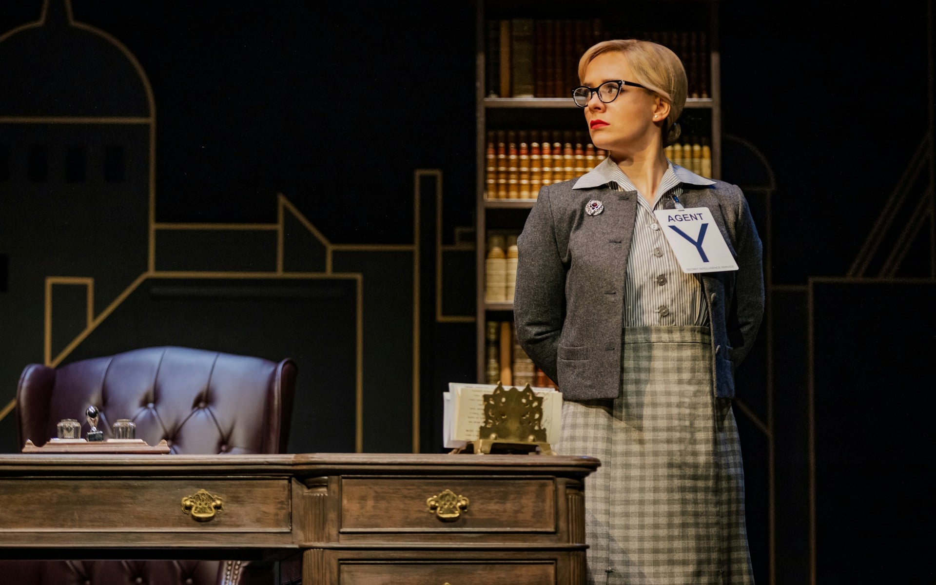 The Comedy About Spies — photo 4