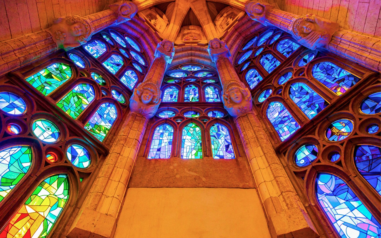 Sagrada Familia Fast-Track Tickets with Audio Guide — gallery 4