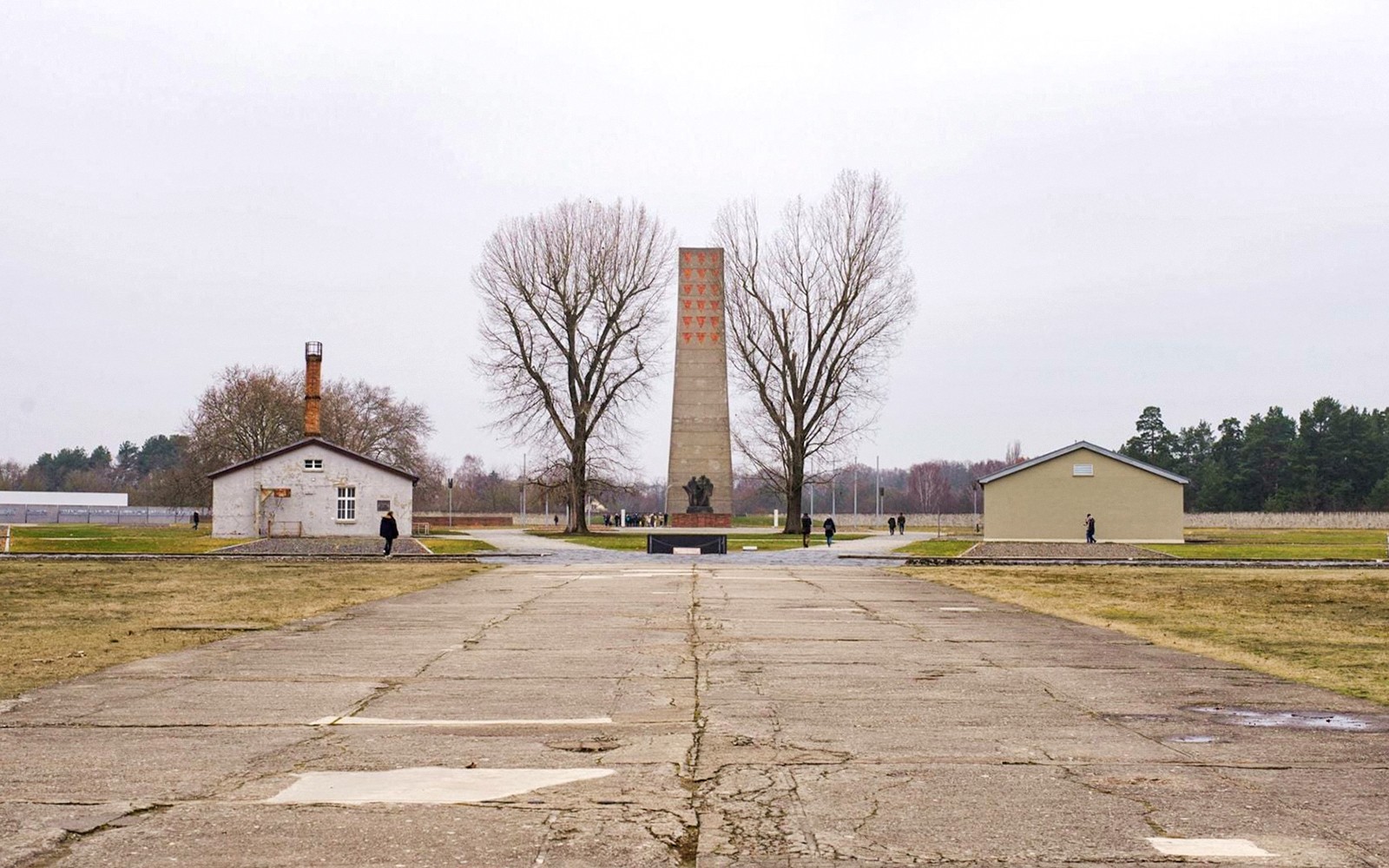 Sachsenhausen Concentration Camp Memorial Private Guided Tour From Berlin — gallery 2