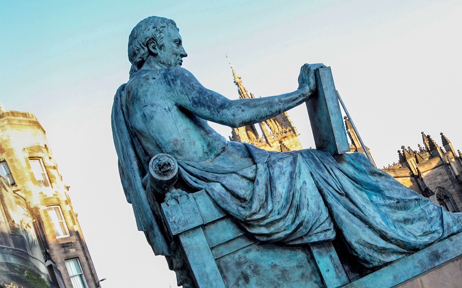 Edinburgh Castle & Royal Mile Guided Walking Tour

