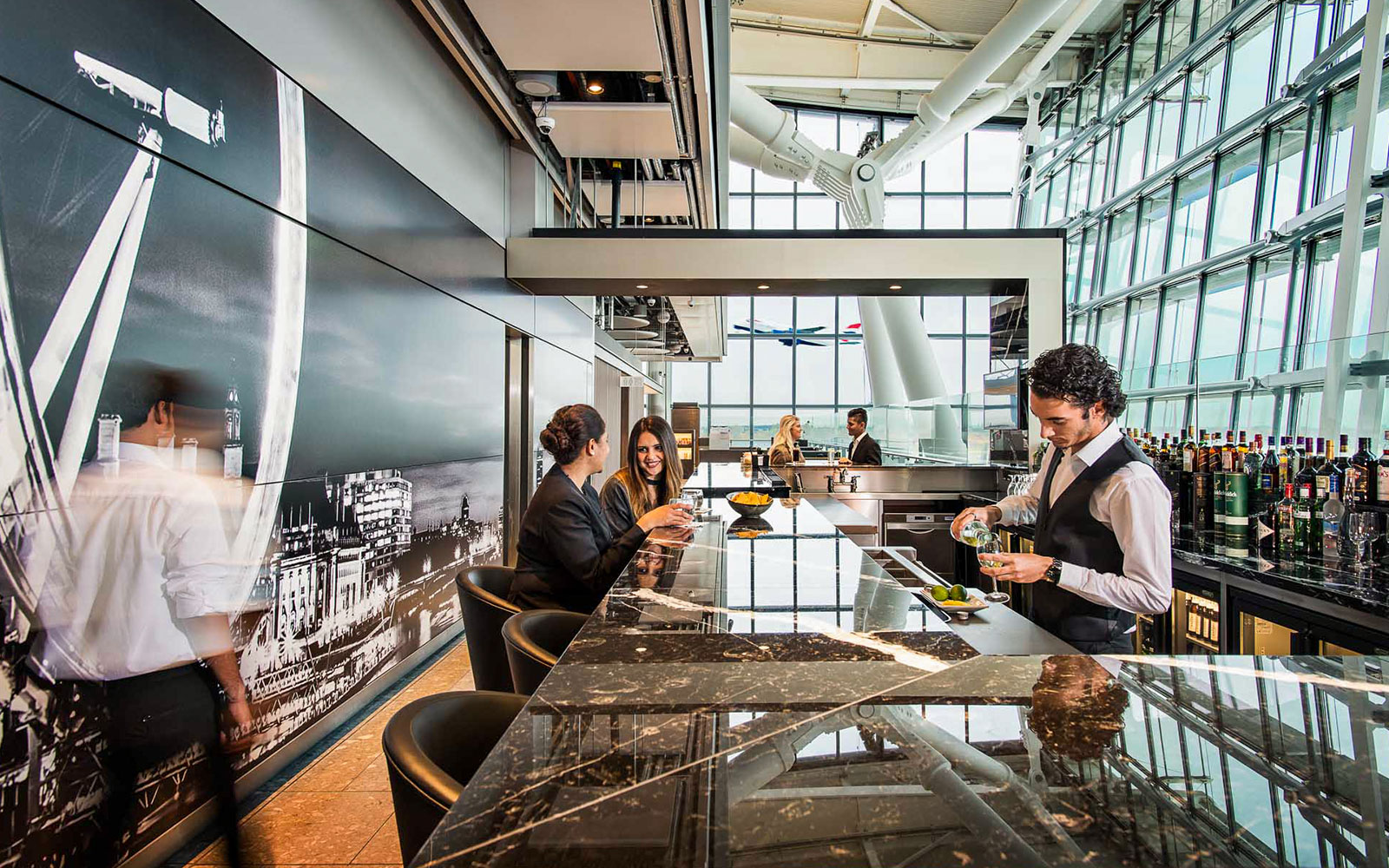 London Heathrow Airport T5: Plaza Premium Lounge Access