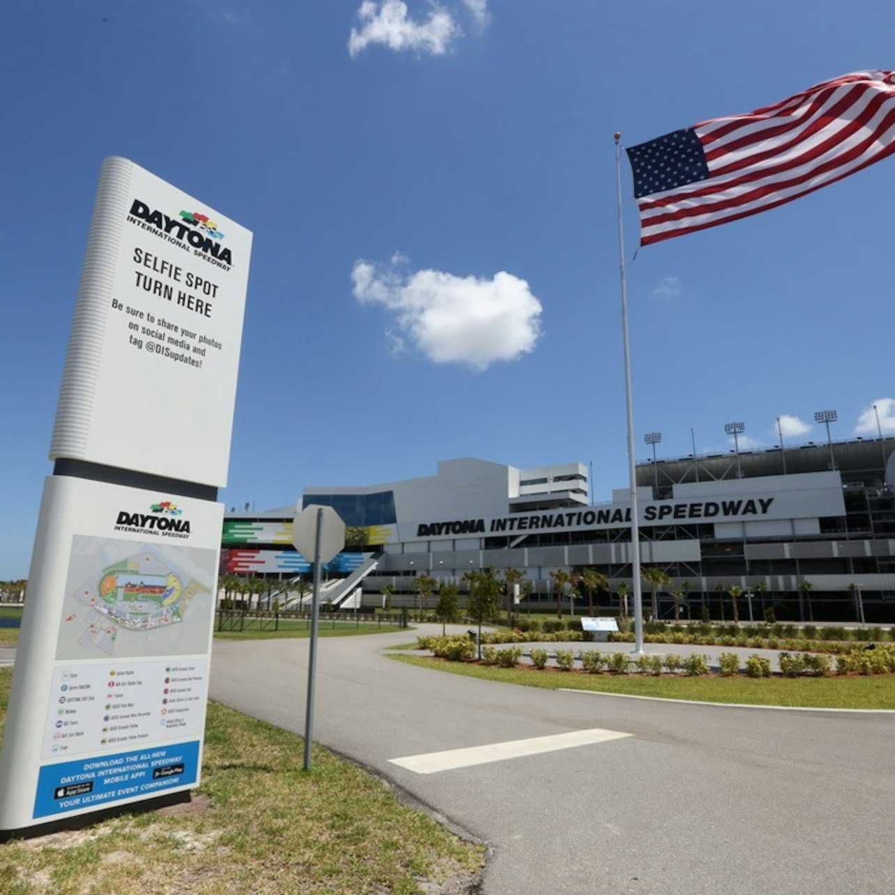 Daytona International Speedway: Entry Ticket
