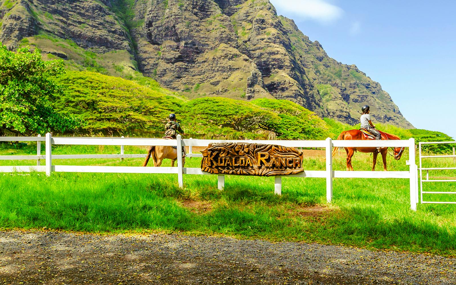 Kualoa Ranch: All-Inclusive Package